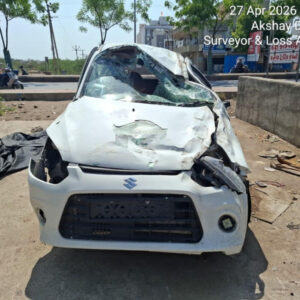 Mahindra XUV 300 (2022)-Noida,Uttar Pradesh, (WITHOUT RC) QUOTE REQUIRED FROM RTO AUTHORIZED SCRAPING AGENCY