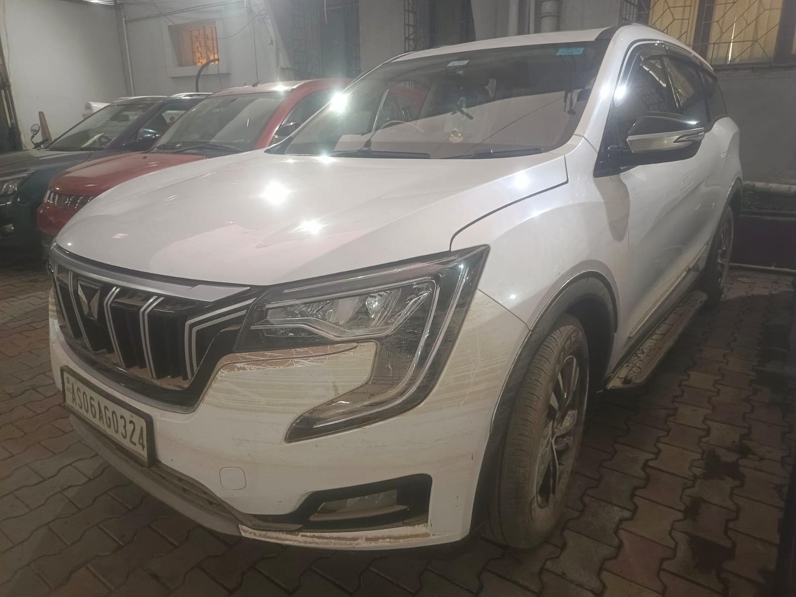 MAHINDRA XUV 700 (2022)-GUWAHATI,ASSAM, (WITH RC) FLOOD