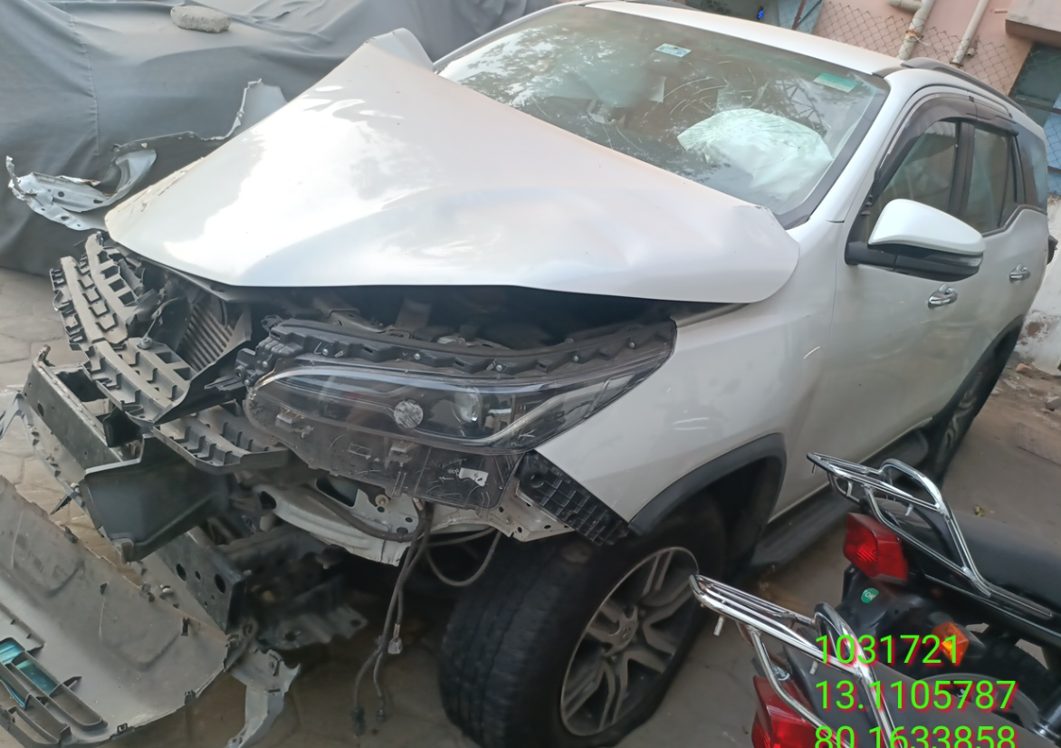 TOYOTA FORTUNER 2.8 2WD AT,2025,Diesel,CHENNAI,TN(WITH RC)