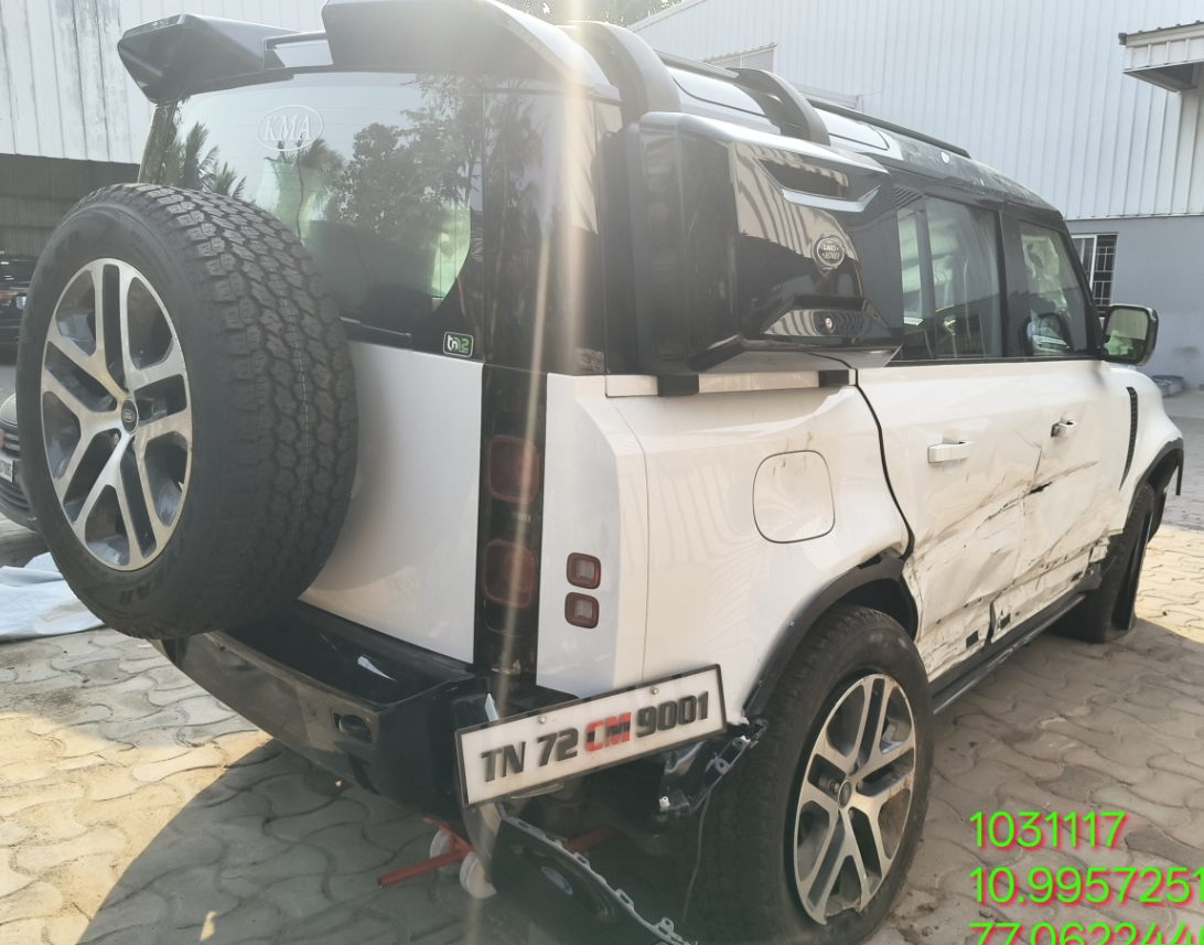 LAND ROVER DEFENDER 2.0L 300PS X DYNAMIC HSE,2025,Petrol,COIMBATORE,TN(WITH RC)