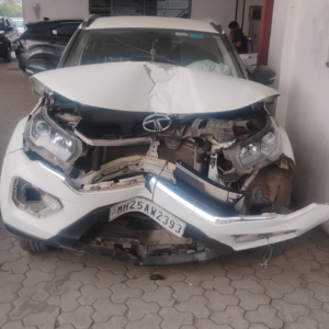 TATA MOTORS NEXON XM PETROL,2022,LATUR,MH(WITH RC)