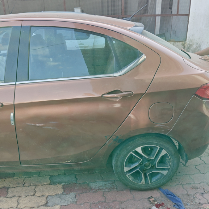 TATA MOTORS TIGOR XZ ,2017,Petrol,BARDOLI,GJ(WITH RC)