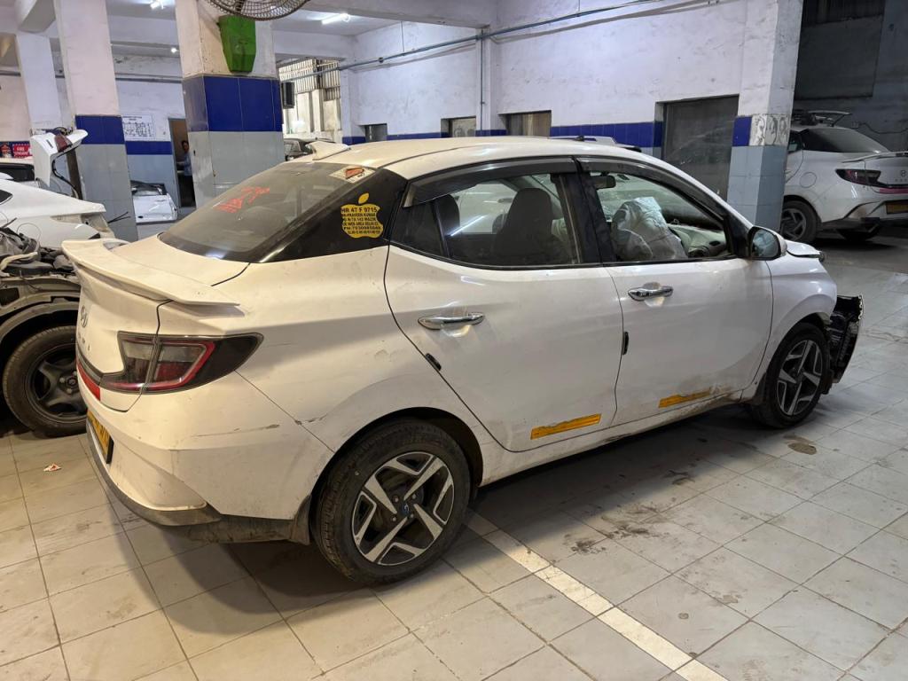 HYUNDAI AURA 1.2MT,2023,PETROL/CNG,WAZIRPUR,DELHI(WITH RC)