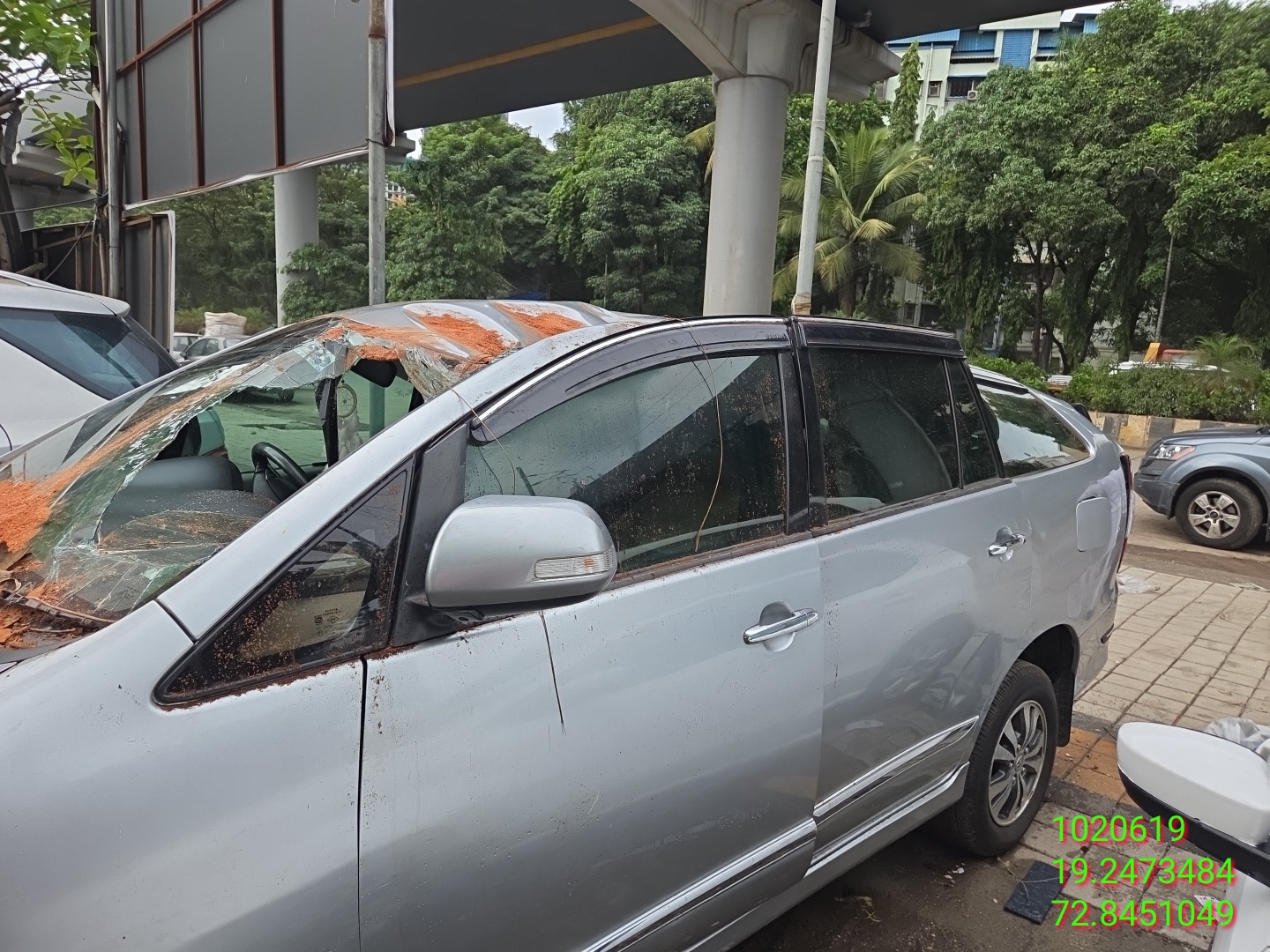 TOYOTA INNOVA 2.5 V 7 STR,2015,Diesel,MIRA ROAD,MH(WITH RC)