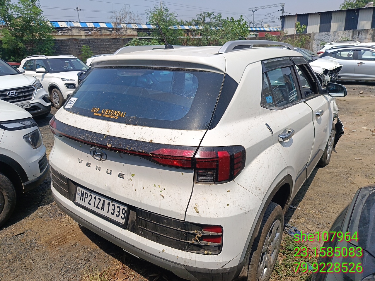 HYUNDAI VENUE 1.2 E VTVT,2022,Petrol,JABALPUR,MP(WITH RC)