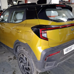 MAHINDRA XUV 3XO (2024) , KOLKATA ,WEST BENGAL (WITH RC)