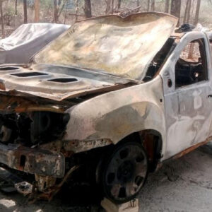 RENAULT DUSTER RXL (2014)-bangaLORE,KARNATAKA, (Without RC) FIRE