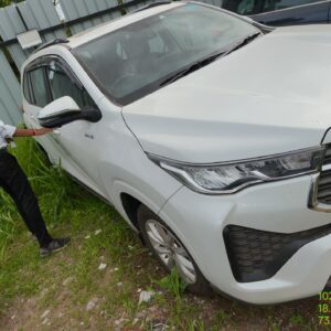 TOYOTA INNOVA HYCROSS VX HYBRID,2024,Petrol,Pimpri Chinchwad,MH(WITH RC)