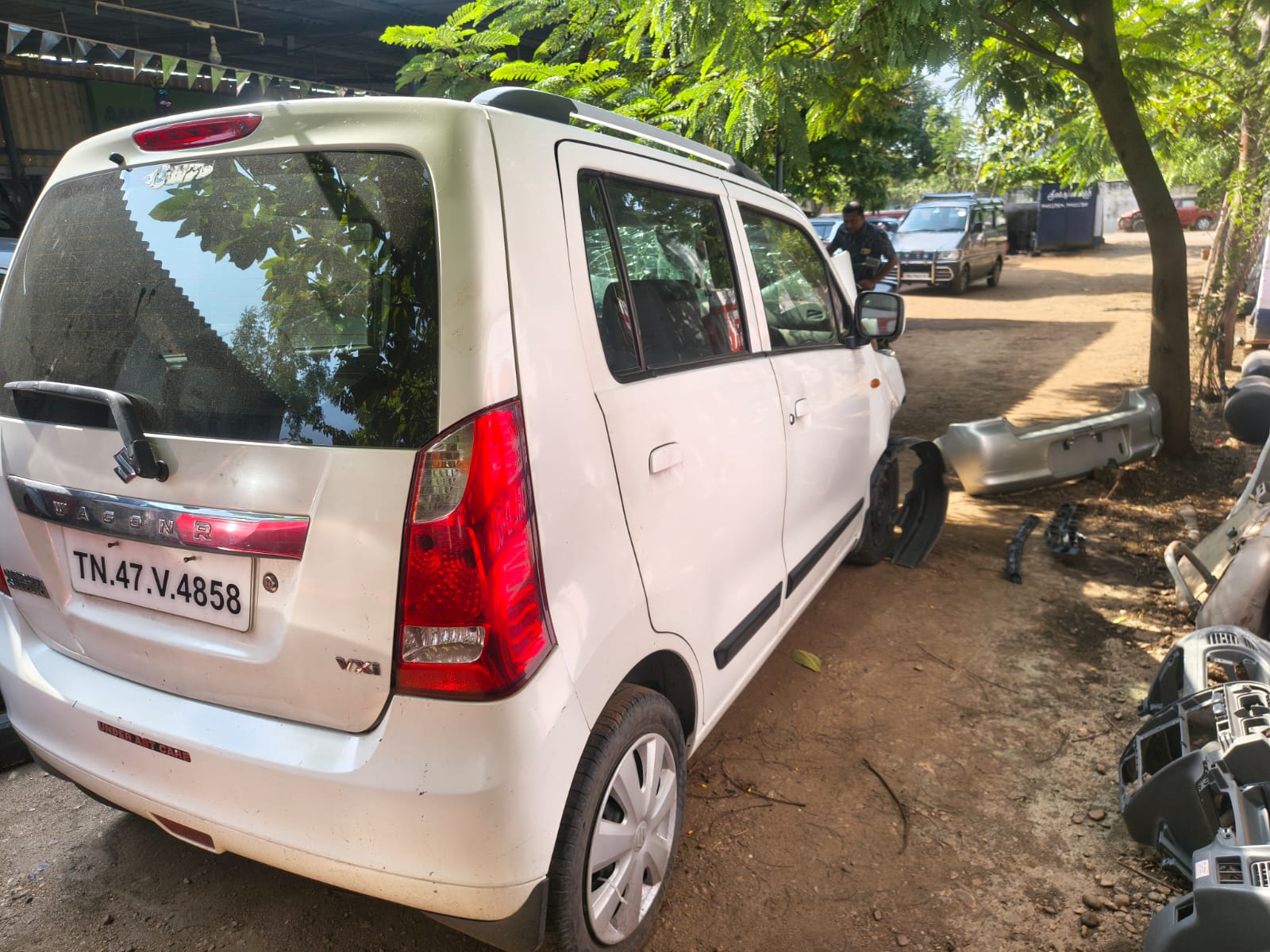 MARUTI WAGON R VXI,2010,Petrol,KARUR,TN(WITHOUT RC)