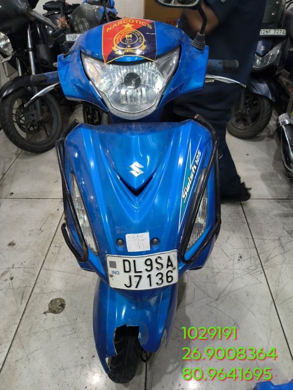 SUZUKI SWISH,2012,Petrol,LUCKNOWUP(WITH RC)