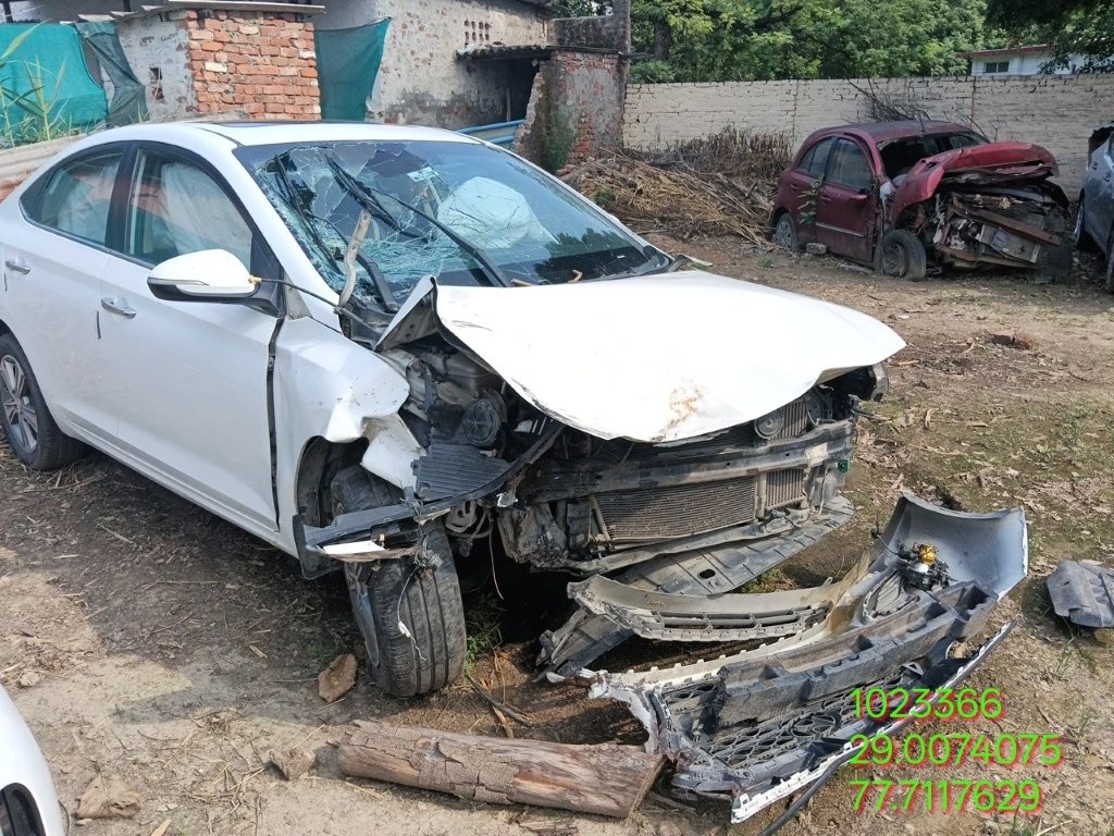 HYUNDAI VERNA 1.6,2018,Diesel,MEERUT,UP(WITH RC)