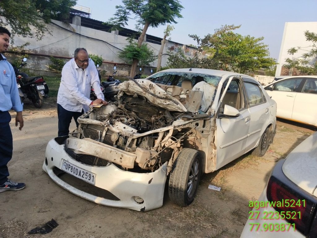 TOYOTA ETIOS VXD,2014,Diesel,AGRA,UP(WITH RC) - Image 3
