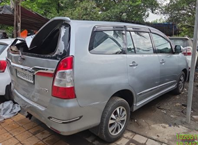 TOYOTA INNOVA 2.5 V 7 STR,2015,DIESEL,MUMBAI,MH(WITH RC)