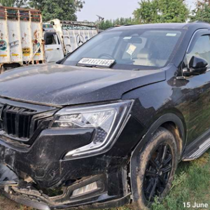 MAHINDRA XUV 700 AX7,2025,Diesel,BIJNOR,UP(WITH RC)