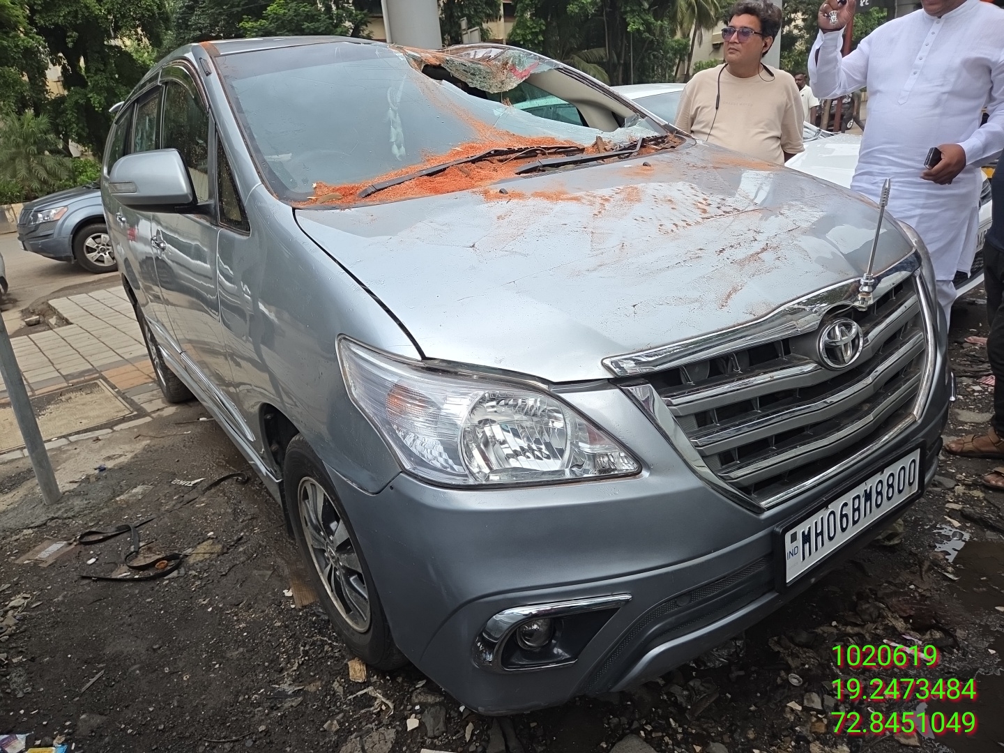 TOYOTA INNOVA 2.5 V 7 STR,2015,Diesel,MIRA ROAD,MH(WITH RC)
