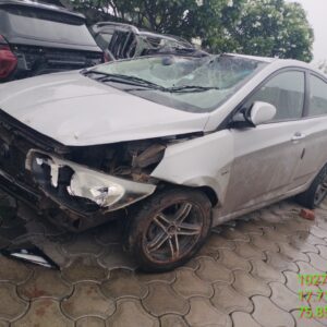 HYUNDAI VERNA FLUIDIC 1.6 EX VTVT,2013,Petrol,SOLAPUR,MH(WITH RC)
