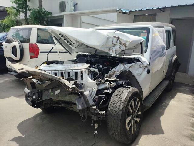 Mahindra THAR ROXX AX7L D AT RWD (2025)-Chennai,TAMIL NADU, (With RC)