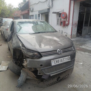 VOLKWAGEN POLO (2013)-CHANDIGARH,CHANDIGARH, (with RC )