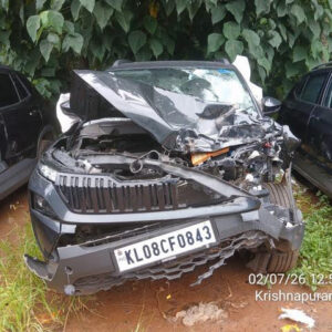 Skoda Kylaq Signature 1.0 TSI AT 2025 (2025)-THRISSUR,KERALA (With RC)