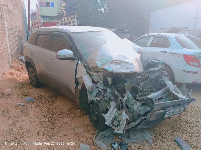 Maruti Brezza Smart Hybrid VXI (2023), Tiruthani,TAMIL NADU, (With RC)