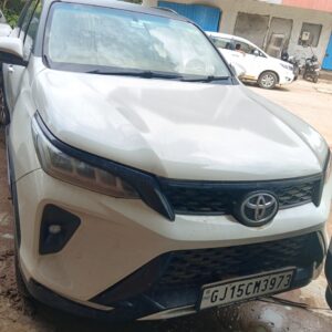 TOYOTA FORTUNER 2.8 LEGENDER 4X2 AT,2022,Diesel,VAPI,GJ(WITH RC)