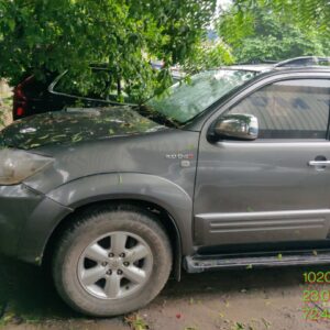 TOYOTA FORTUNER 4X4 AT,2011,Diesel,INSURE,TS(WITH RC)