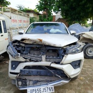 TOYOTA FORTUNER 4X2 AT,2022,DieselVARANASI,UP(WITH RC)