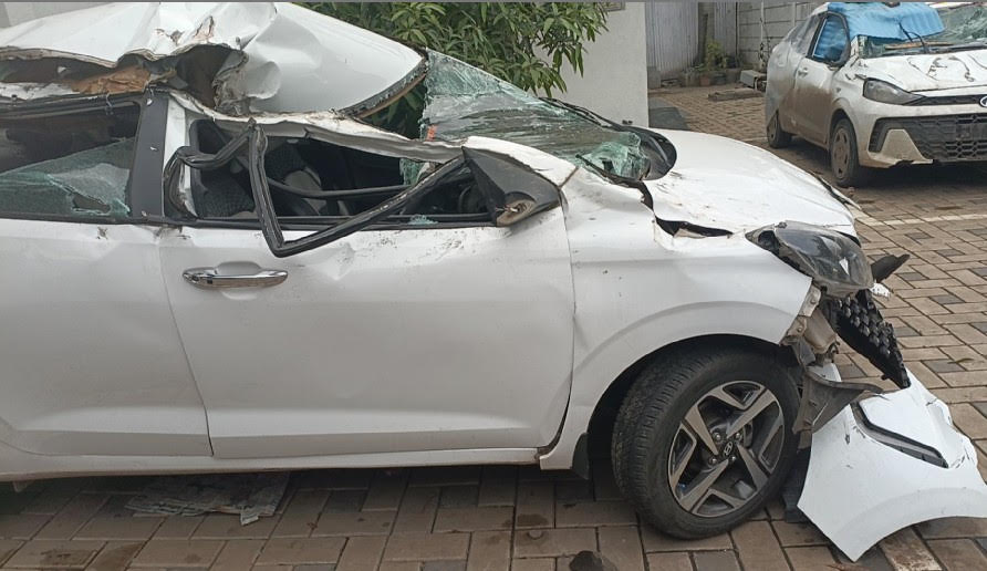 HYUNDAI AURA 1.2 MT CNGSX (2023), NASHIK ,MAHARASHTRA , (WITH RC)