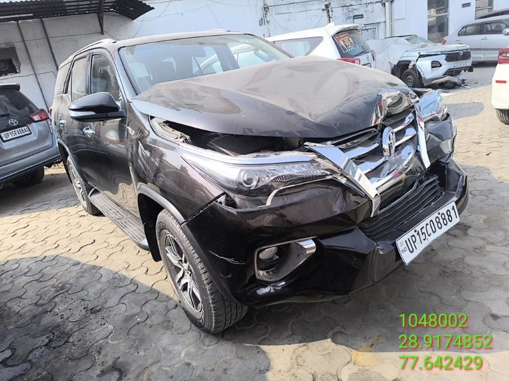 TOYOTA FORTUNER,2017,Diesel,MEERUT,UP(WITH RC)
